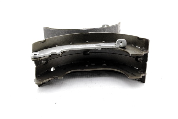 PABUCLU BALATA ARKA (228X42,1mm)