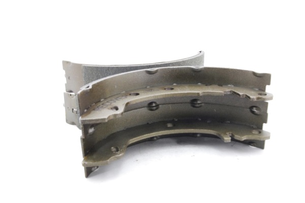 PABUCLU BALATA ARKA (203,2X38mm)
